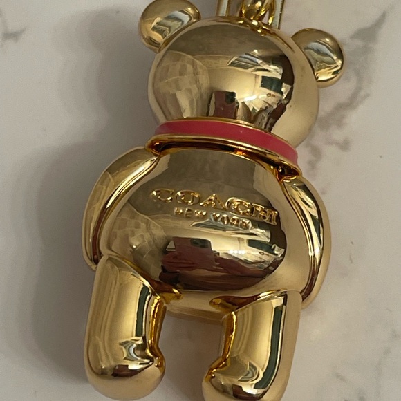 🆕 COACH 3D BEAR BAG CHARM KEYCHAIN - Picture 10 of 12